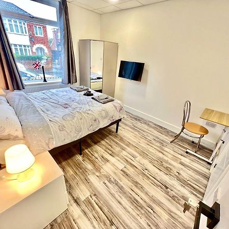 Lux En-Suite Coop Arena Mancity Stadium Piccadilly 맨체스터 외부 사진