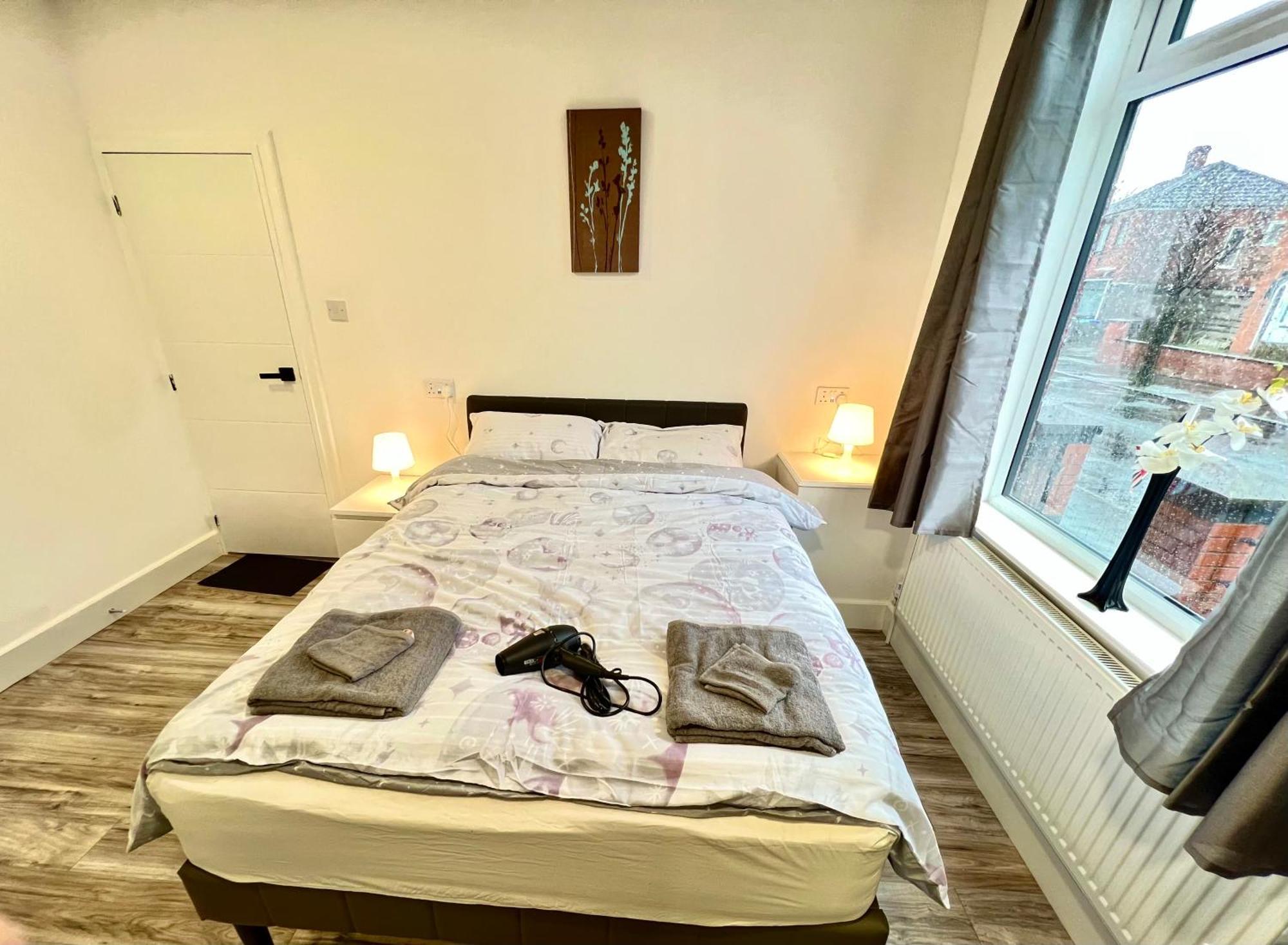 Lux En-Suite Coop Arena Mancity Stadium Piccadilly 맨체스터 외부 사진