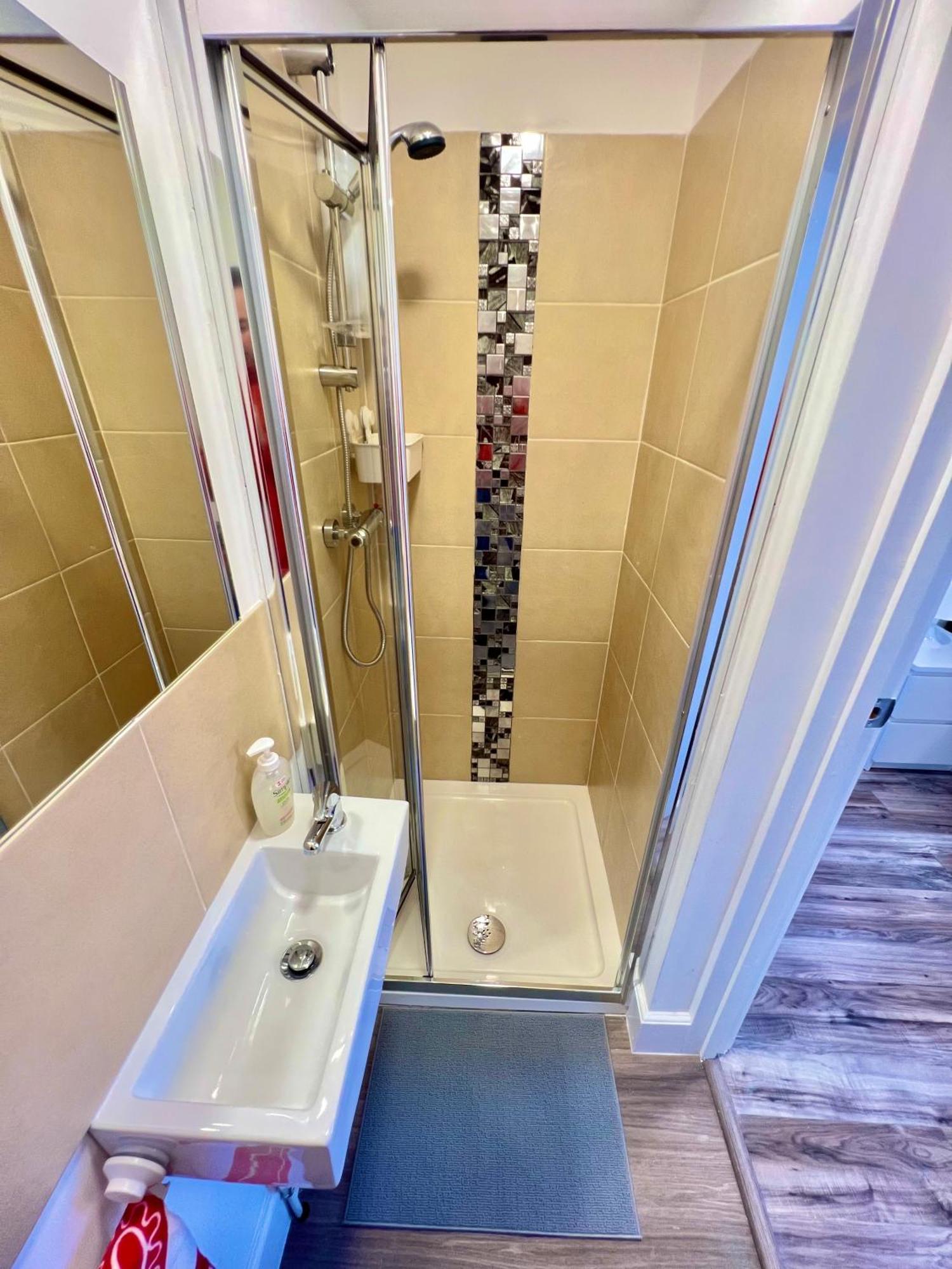 Lux En-Suite Coop Arena Mancity Stadium Piccadilly 맨체스터 외부 사진