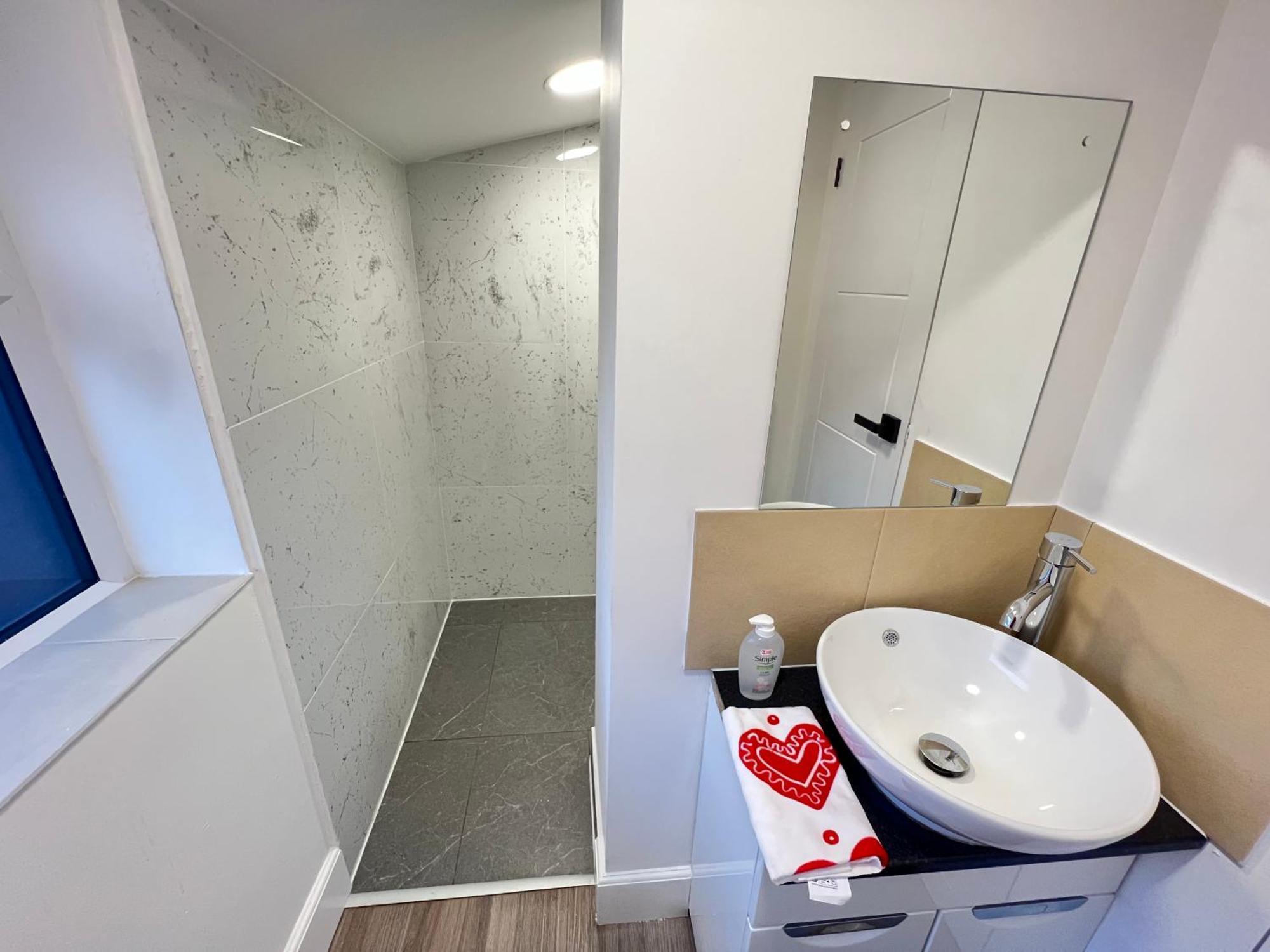 Lux En-Suite Coop Arena Mancity Stadium Piccadilly 맨체스터 외부 사진