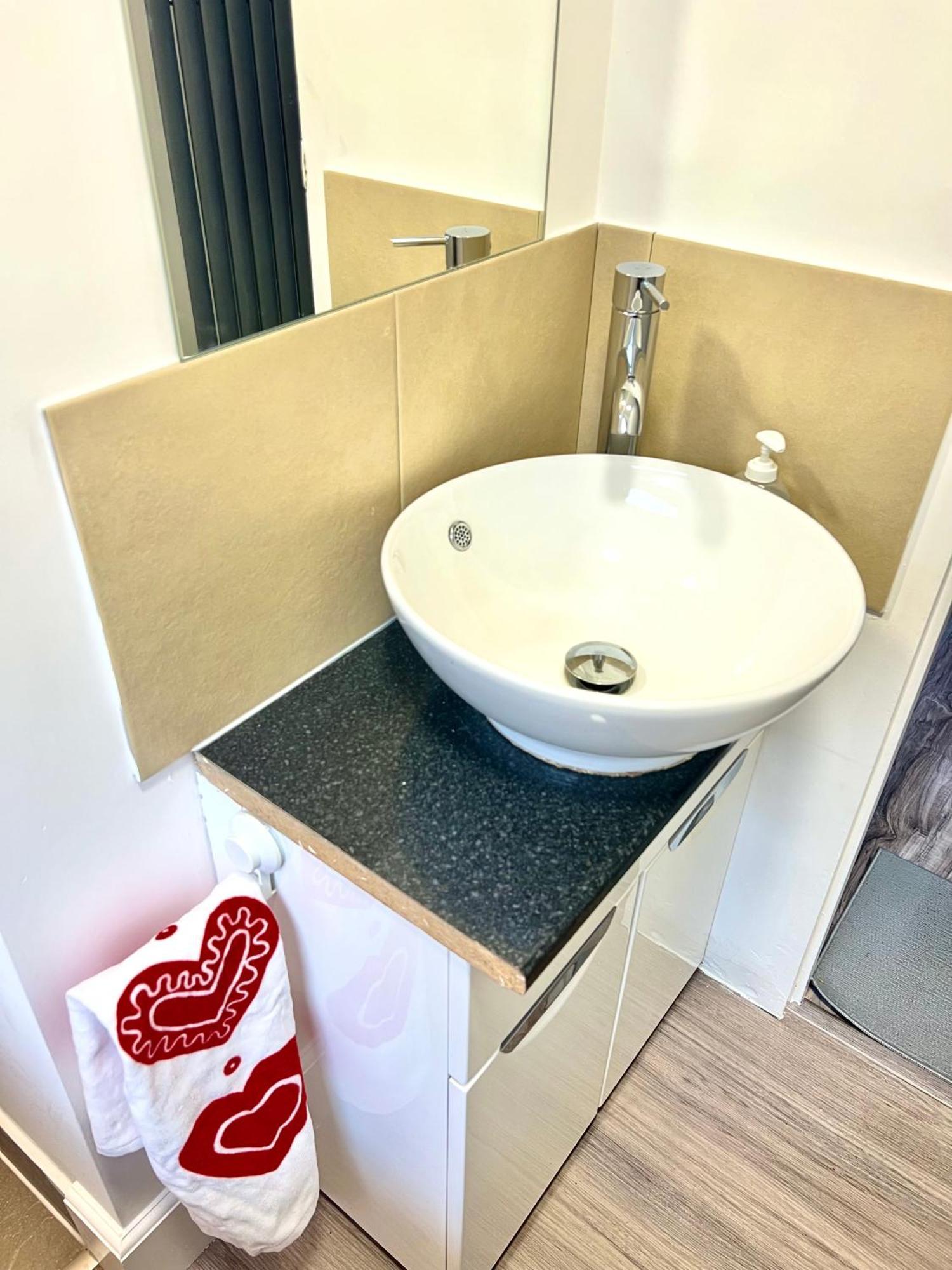 Lux En-Suite Coop Arena Mancity Stadium Piccadilly 맨체스터 외부 사진